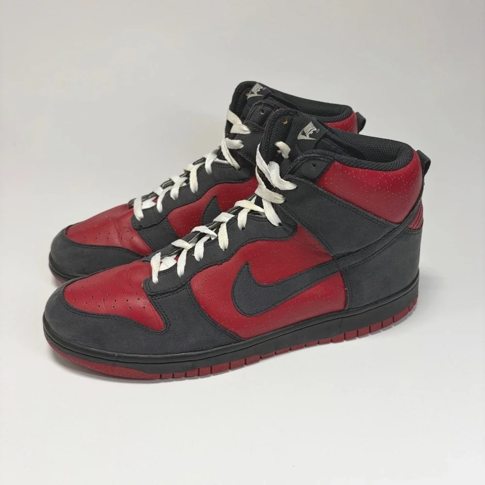 Nike Dunk High Ultraman 2009 OG Red Gray Men's Size 11 317982-061 collector‎